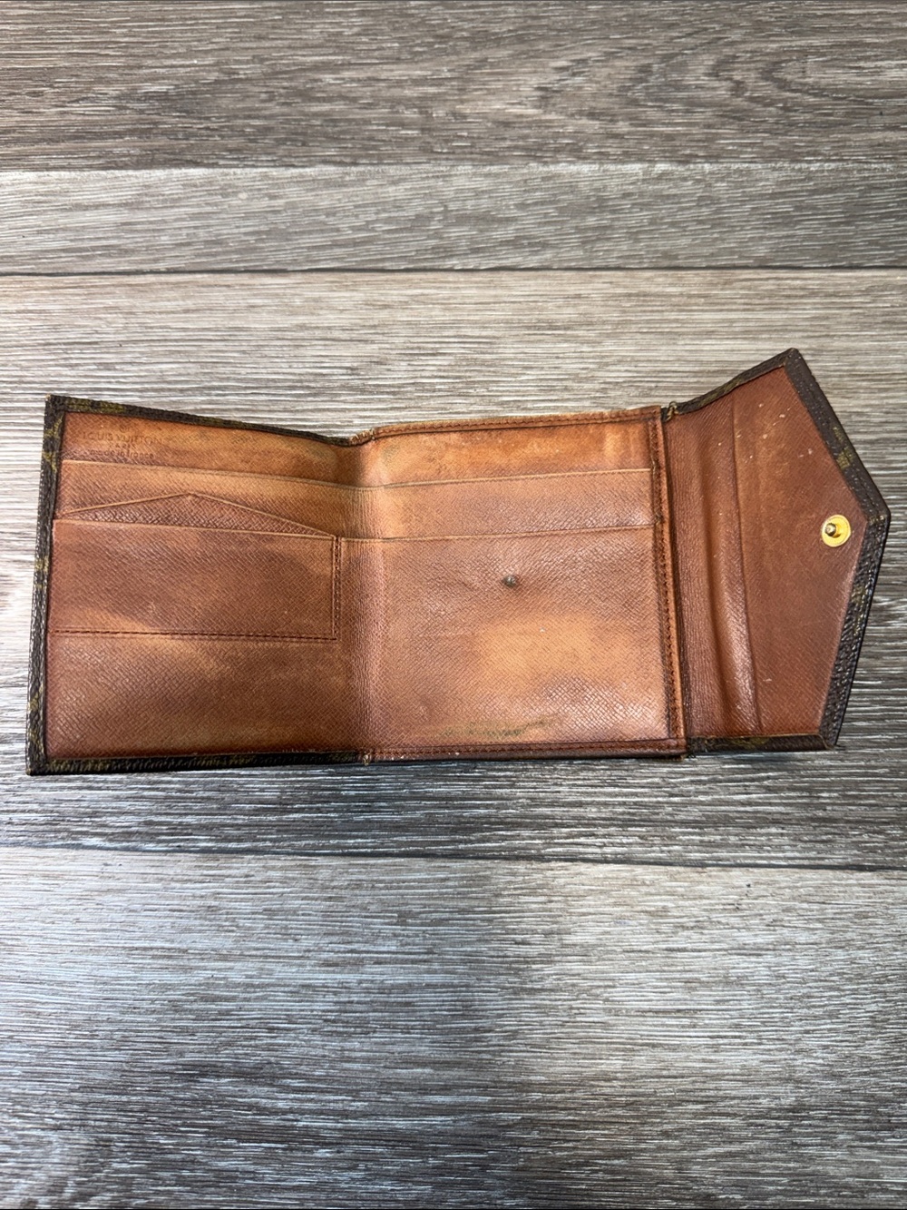 Vintage 80s Louis Vuitton Monogram Envelope Wallet in Brown - Picture 5 of 9